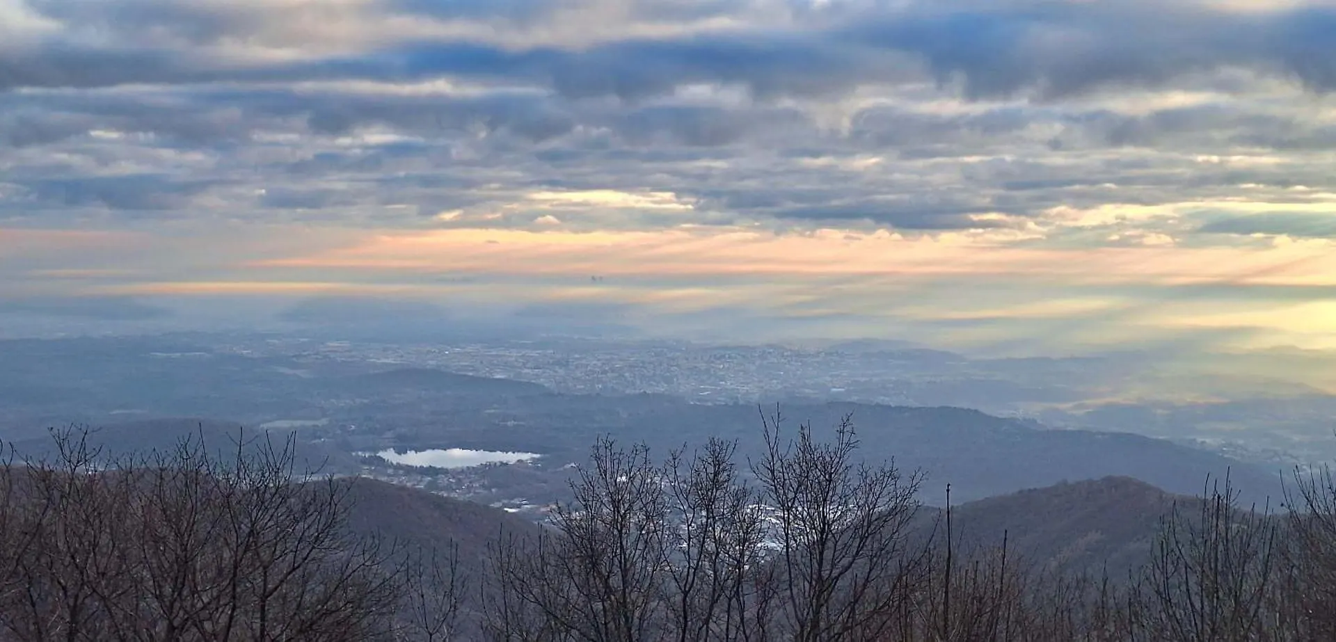 Baita Bondella Como Oda ve Kahvaltı