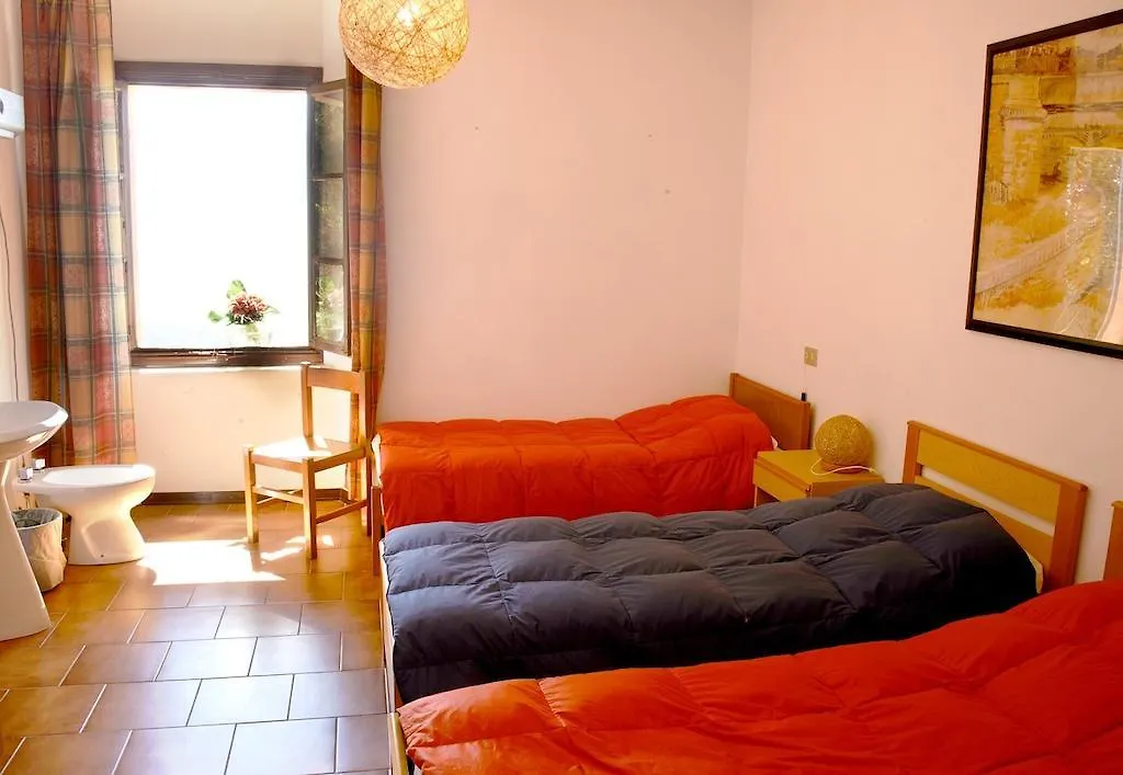 Baita Bondella Como Bed & Breakfast